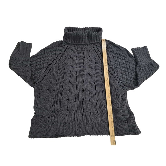Marla Wynne Women's M Charcoal Chunky Cable Knit Grandmacore Sweater - Picture 10 of 12
